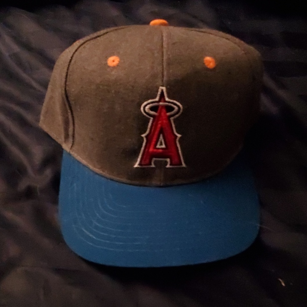 L A ANGELS CSUF HAT